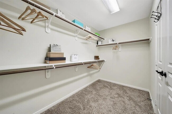 Building Photo - 28723 Baughman Ridge Dr