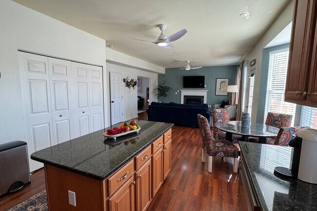 Building Photo - 9414 Grant Ave