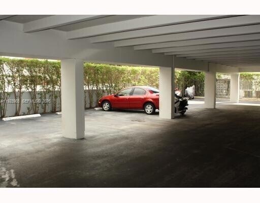 Building Photo - 1025 Alton Rd