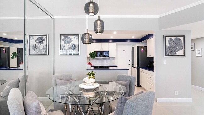 Building Photo - 3550 Galt Ocean Dr