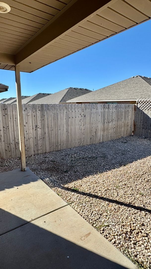 Building Photo - 2121 N Avenue J