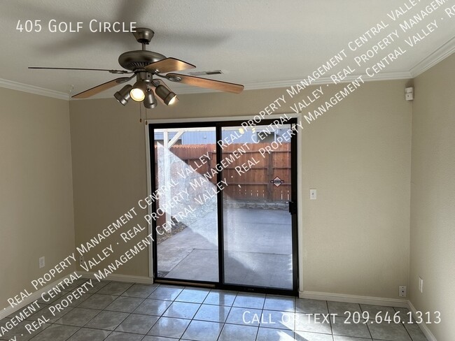 Building Photo - Manteca Golf Villa 3 Bedroom Home