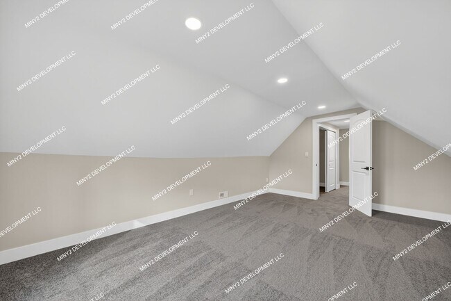 Building Photo - Completely Renovated 4-Bedroom Home in Warren!