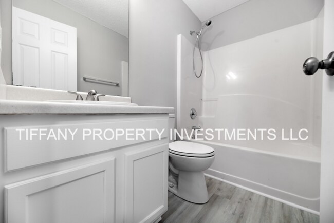 Building Photo - 1435 Highfield Ct