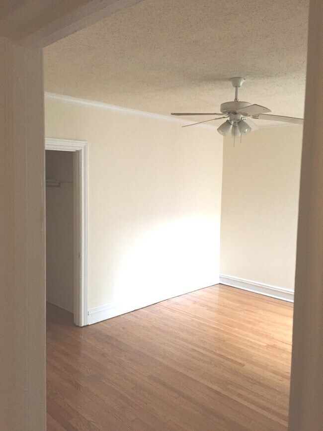 Building Photo - 1603 Ridge Ave