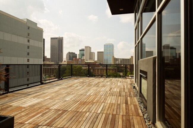 Building Photo - 199 S 5th St