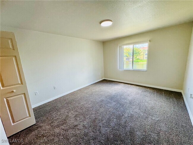 Building Photo - 8284 Key Royal Cir