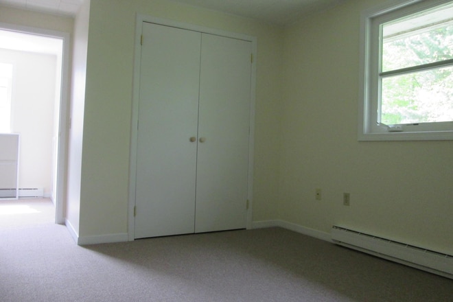 Building Photo - 226 Curtis Ave