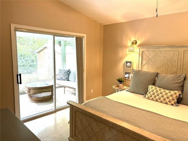 Building Photo - 2635 47th Ave