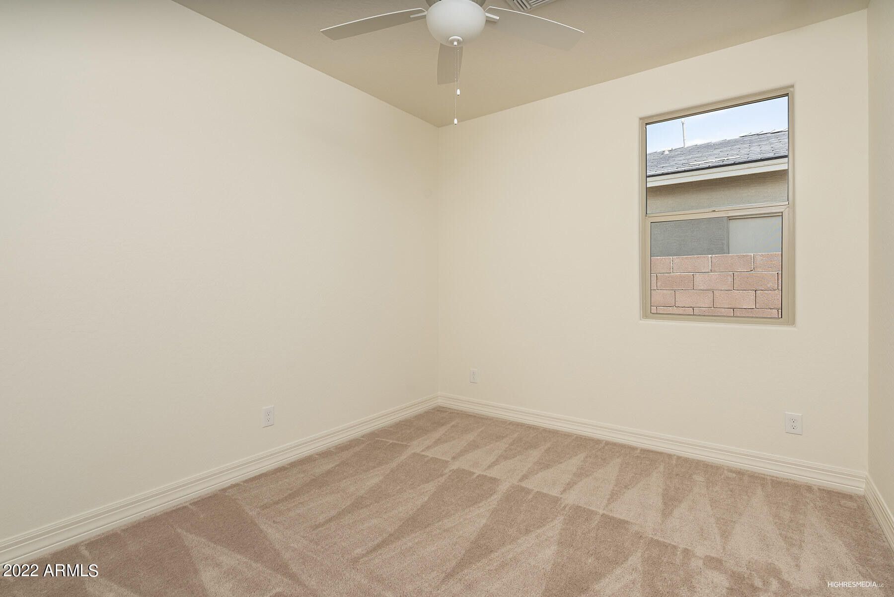 Building Photo - 16792 W Gwen St