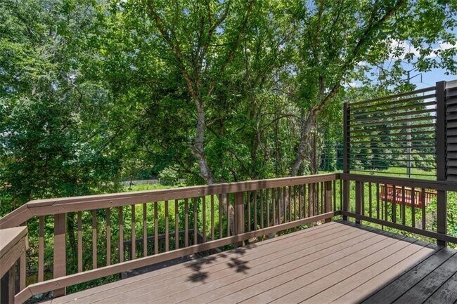 Building Photo - 3360 Pierce Arrow Cir