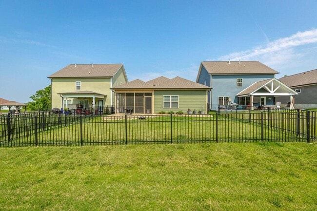 Building Photo - 5038 Shelterwood Dr NE