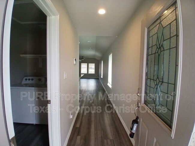 Building Photo - 7610 Rustler Ln