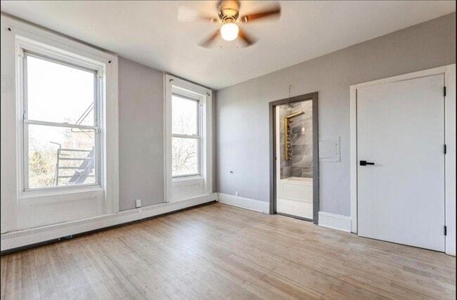 Building Photo - 291 Forrest St