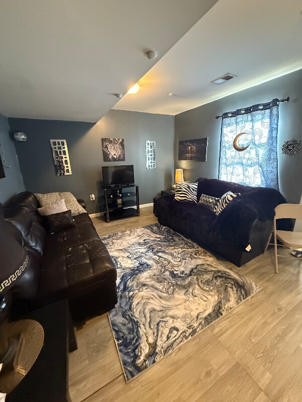 Building Photo - 13 Truth Way