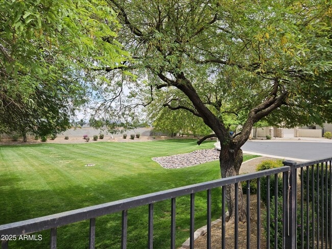 Building Photo - 3425 E Wayland Dr