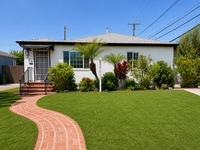 Building Photo - 917 N Mariposa St