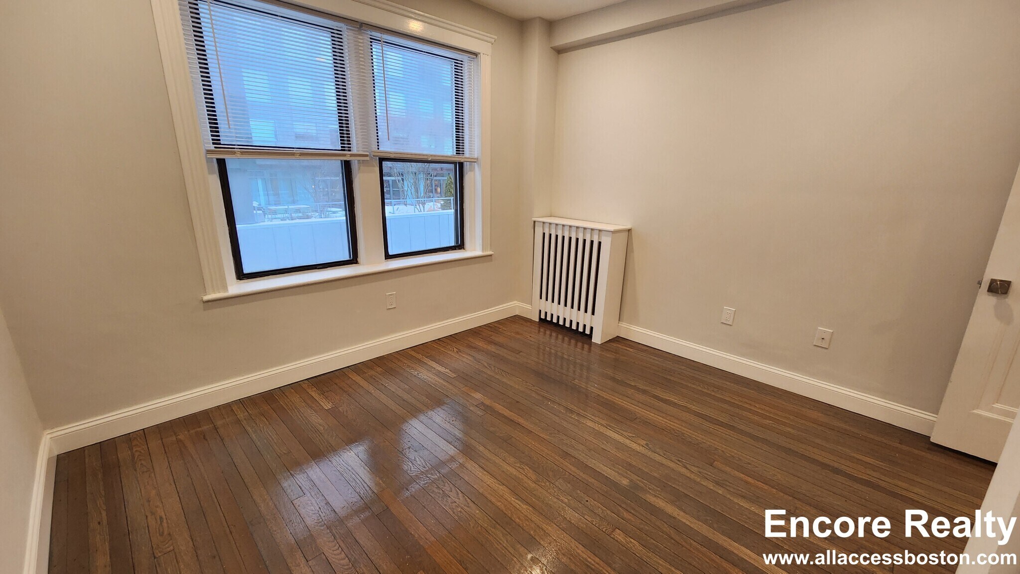 Building Photo - 11 Peterborough St