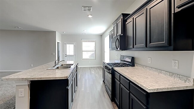 Building Photo - 12541 Babbling Brook Dr