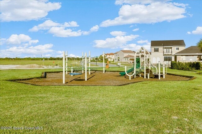 Building Photo - 2228 Zuma Ln