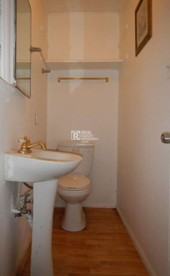 Building Photo - 172 E Claremont St