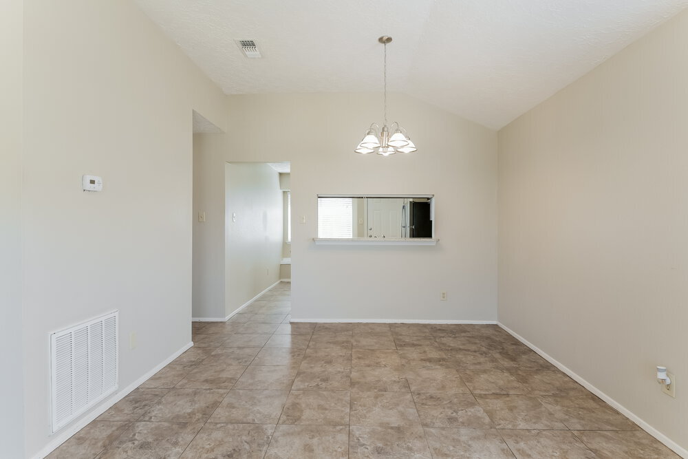 Building Photo - 2438 Autumn Springs Ln