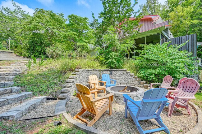 Building Photo - 4984 Webster Rd