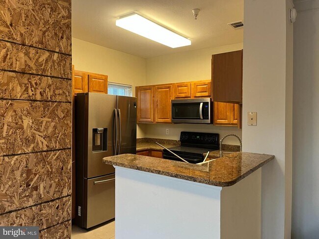 Building Photo - 1530 Spring Gate Dr.