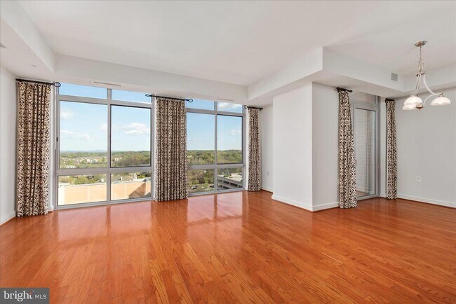 Building Photo - 11990 Market St