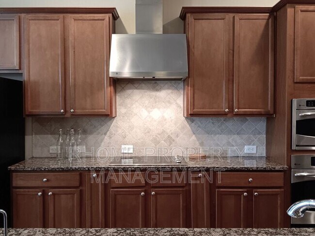 Building Photo - 1145 Parktown Dr SW