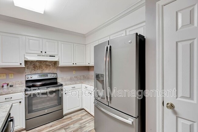 Building Photo - 412 Fox Hunt Rd