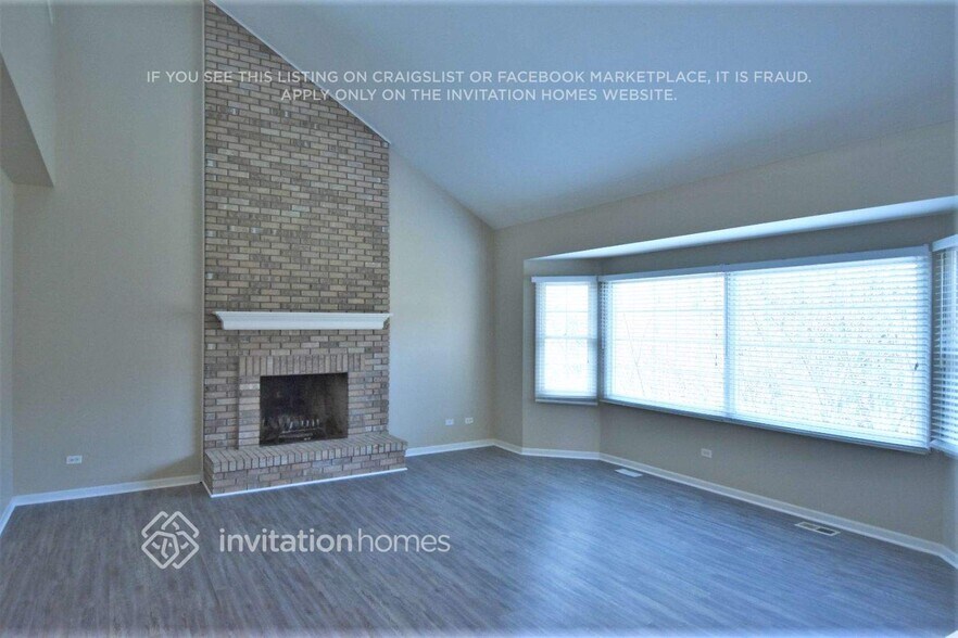 Building Photo - 16332 Hidden River Dr