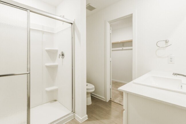 Building Photo - 15242 Abella Dr