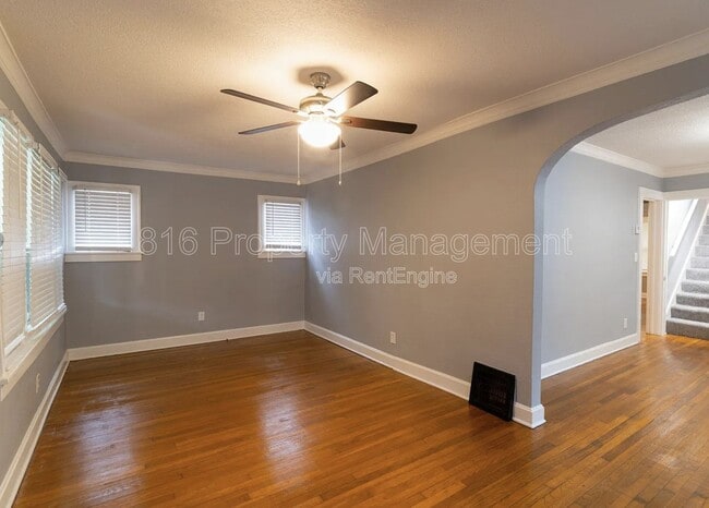 Building Photo - 5815 Euclid Ave E