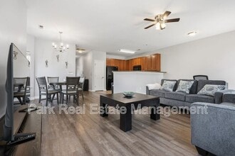 Building Photo - 1326 Stone Manor Dr