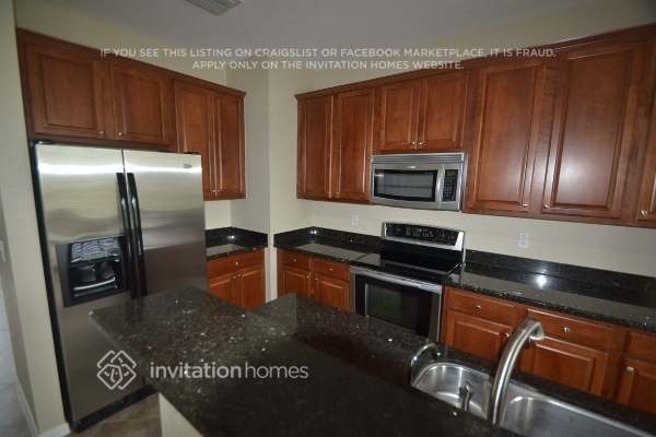 Building Photo - 253 E Bay Cedar Cir