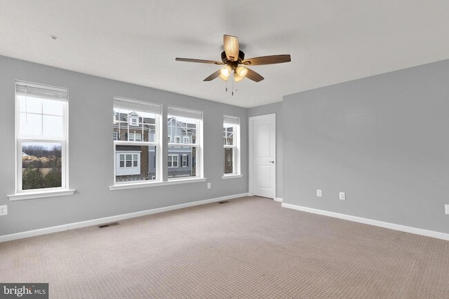 Building Photo - 9713 Glassy Creek Way