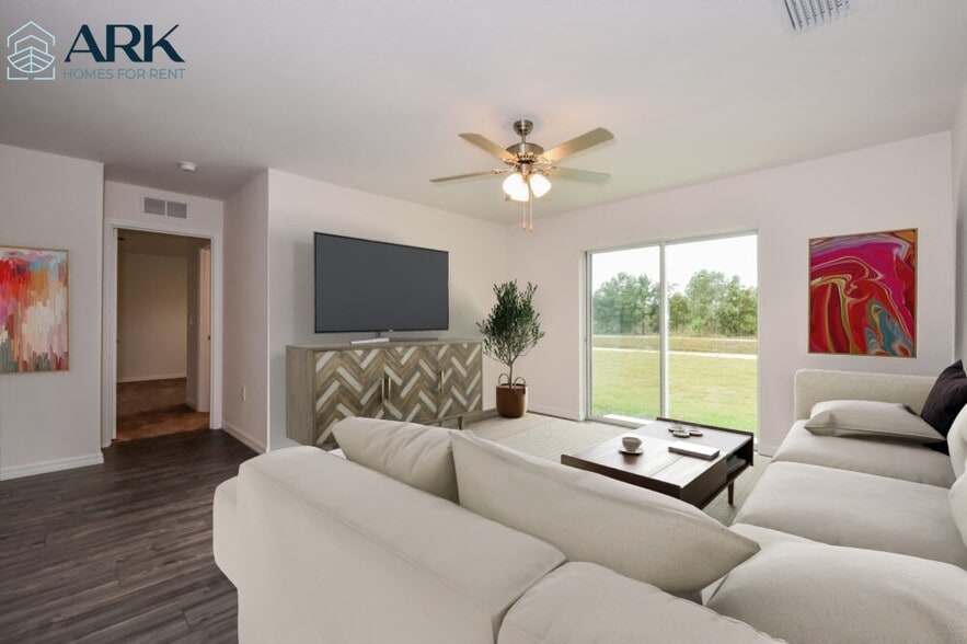 Building Photo - 865 Youngreen Dr