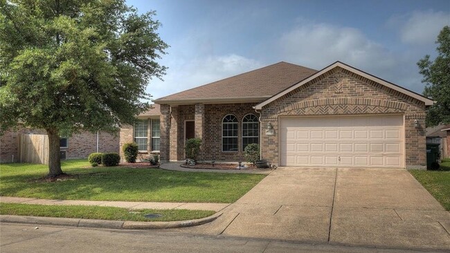 Building Photo - 1021 Cottontail Dr