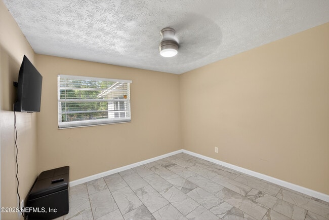 Building Photo - 3627 Co Rd 218