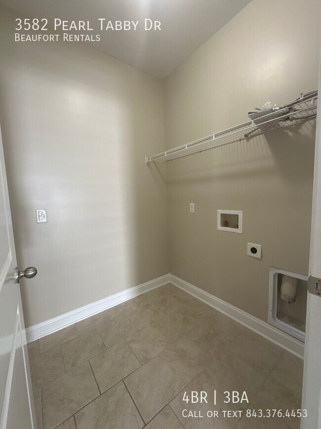 Building Photo - 3582 Pearl Tabby Dr