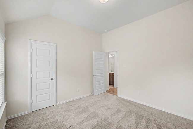 Building Photo - 15404 Bicknells Thrush Ct
