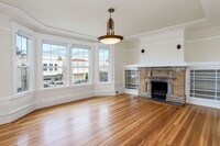 Building Photo - 5 Bed / 2 Bath home in Outer Richmond near...