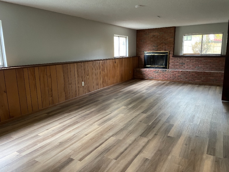 Building Photo - 5704 Duquesne Pl