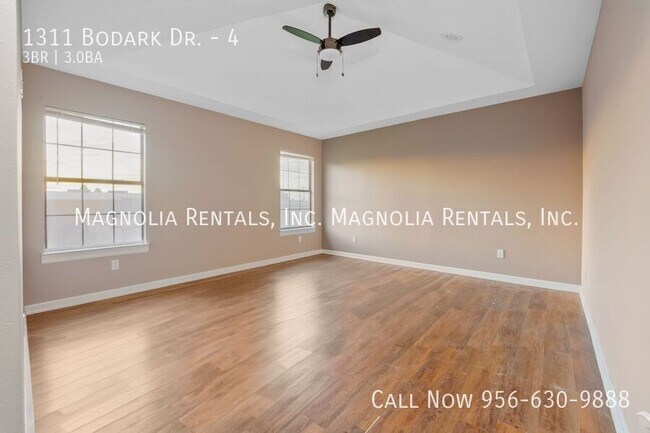 Building Photo - 1311 Bodark Dr