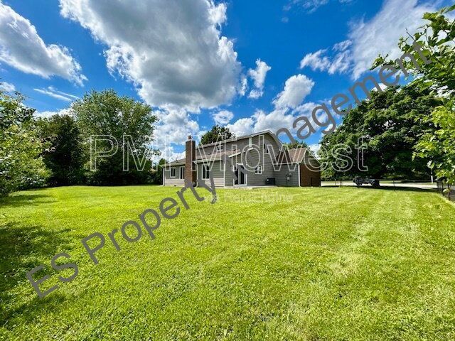 Building Photo - 6627 Live Oak Rd
