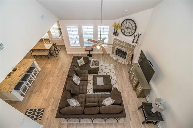 Building Photo - 908 Foxglove Dr