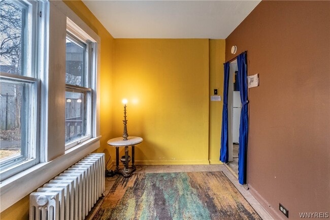 Building Photo - 107 Hawley St