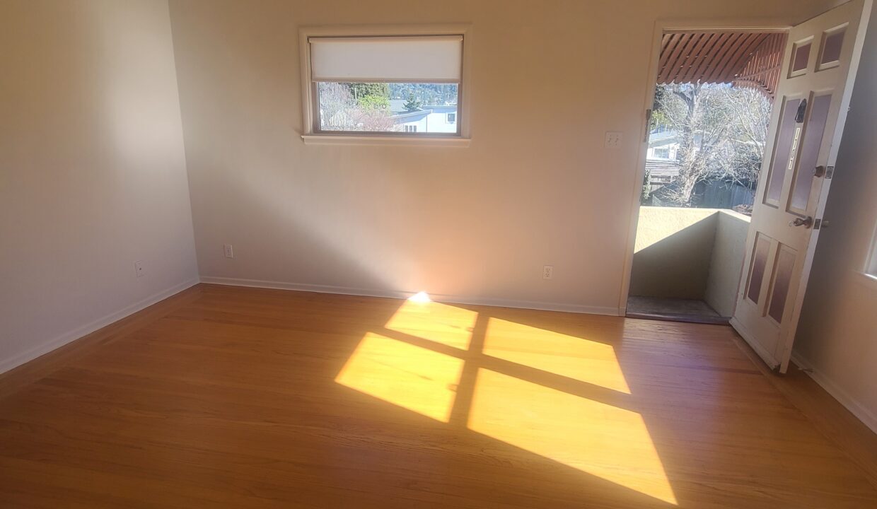 Building Photo - 1707 Sacramento St