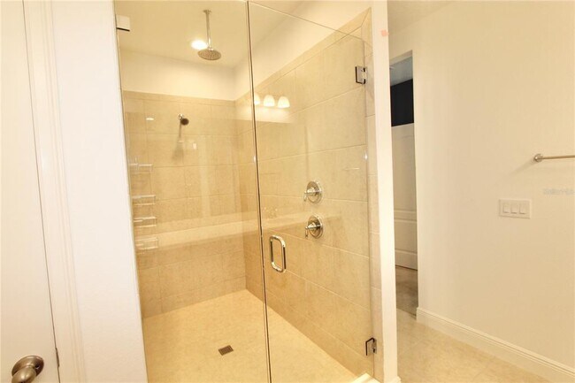 Building Photo - 2880 Rapollo Ln